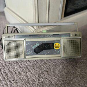 Vintage 80's JCPenney Boombox Stereo AM/FM Tape Deck